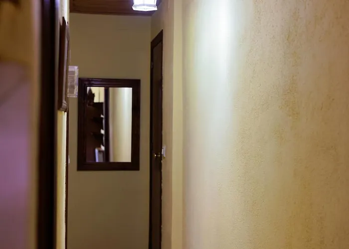 El Arroyo Del Valle Navaconcejo