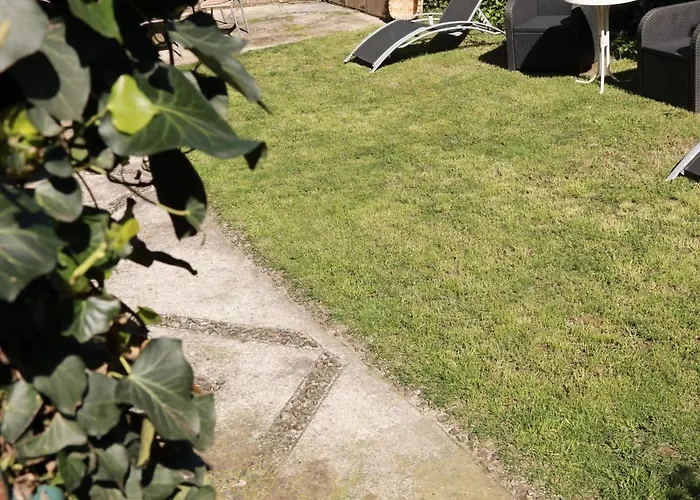 El Arroyo Del Valle Navaconcejo